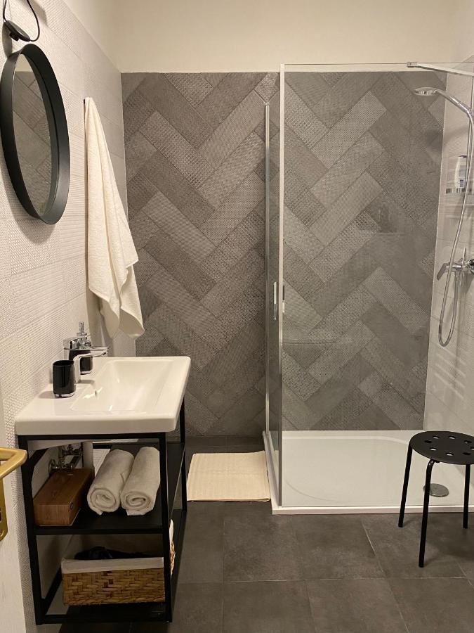 Sziget Apartment Győr Exteriör bild